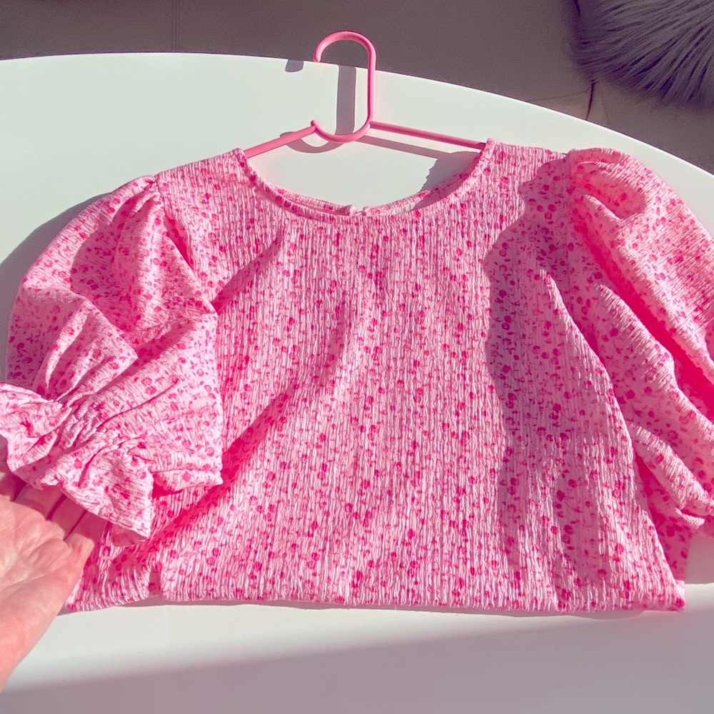 Floral Print Pretty Pink Blouse - Picture 4 of 5